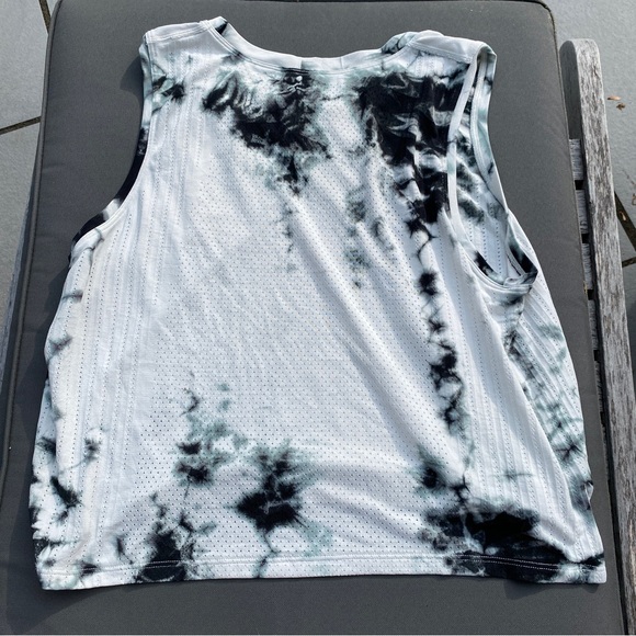 Lululemon Train to Be Tank *Shibori Deep Coal M (fits big) - Picture 4 of 5